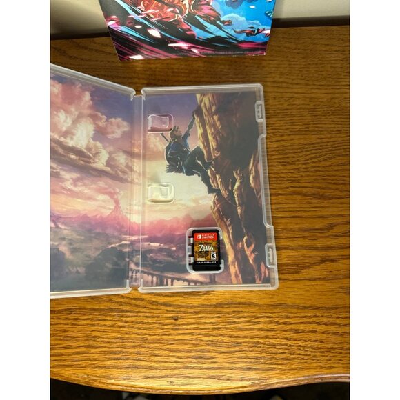 Legend of Zelda Breath of the Wild (Nintendo Switch) Complete w/Explorer's Guide - Picture 3 of 3